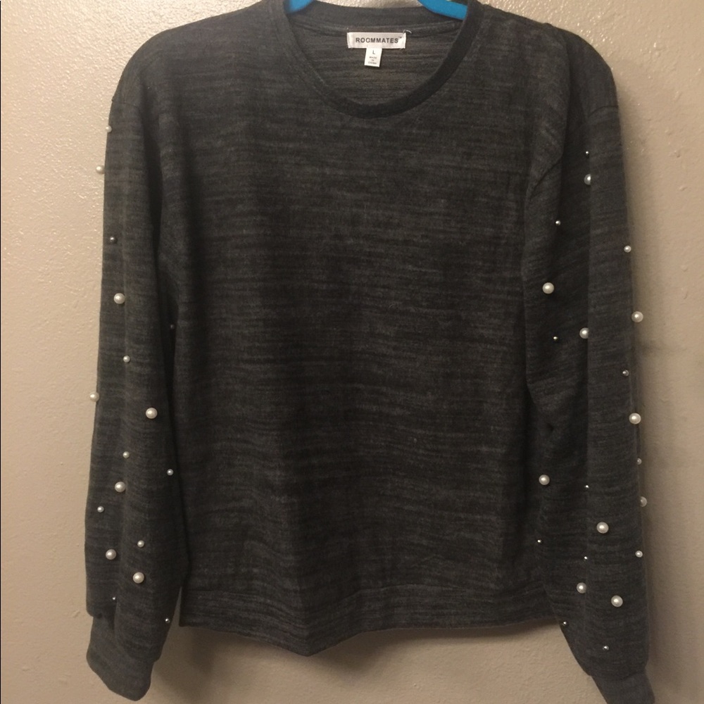 Charcoal sweatshirt with embroidered pearl sleeves